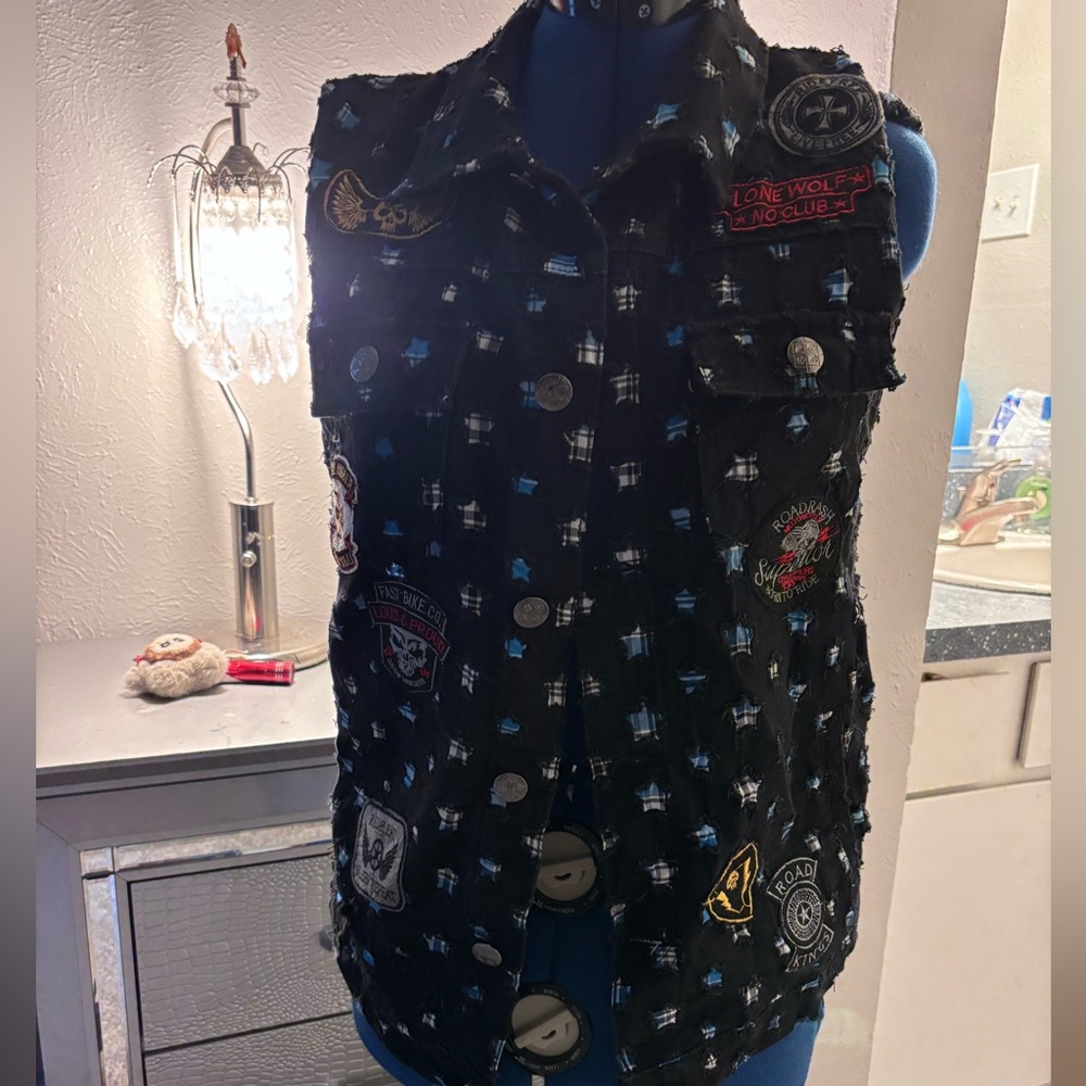 Men's Black Patchwork Vest